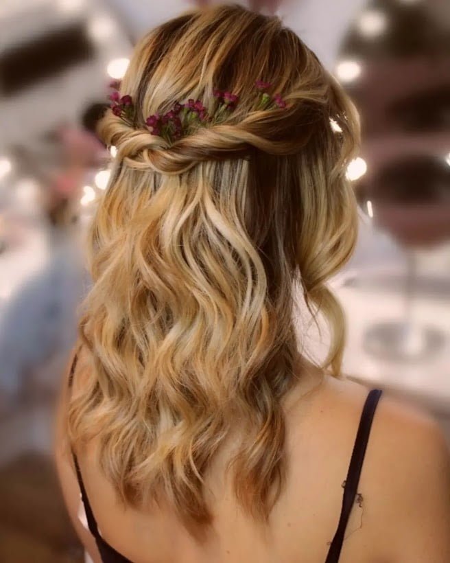 Bridesmaid Hairstyles Medium Length: Half Up Half Down Hairstyle