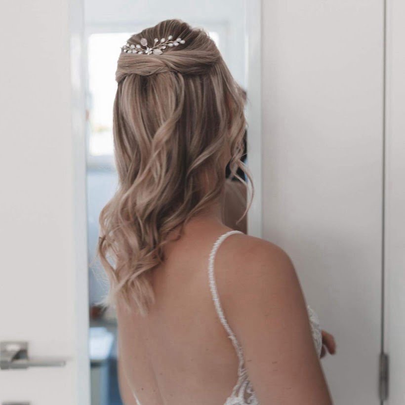 Bridesmaid Hairstyles Medium Length: Half Up Half Down Hairstyle