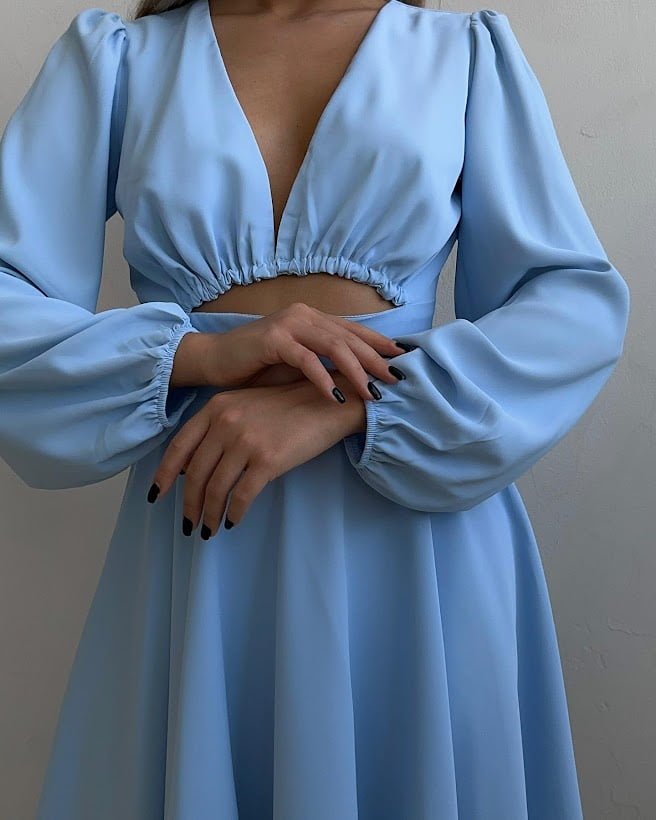 Black Nail Colors For Light Blue Dresses